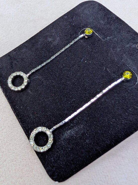 Source Unknown Jewelry - Vintage Dangle Earrings with green rhinestones